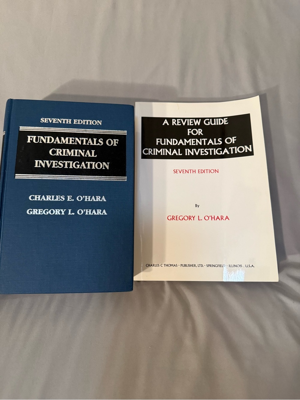 Fundamentals of Criminal Investigation + Review Guide - 7th ed Blue & White Set